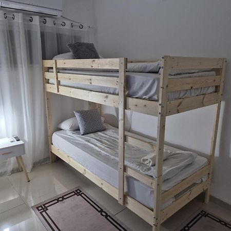 Duke Of The Dead Sea By Crown Apartment Neve Zohar Bagian luar foto