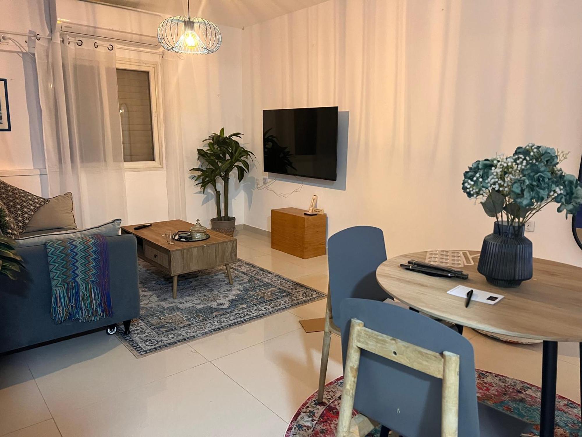 Duke Of The Dead Sea By Crown Apartment Neve Zohar Bagian luar foto