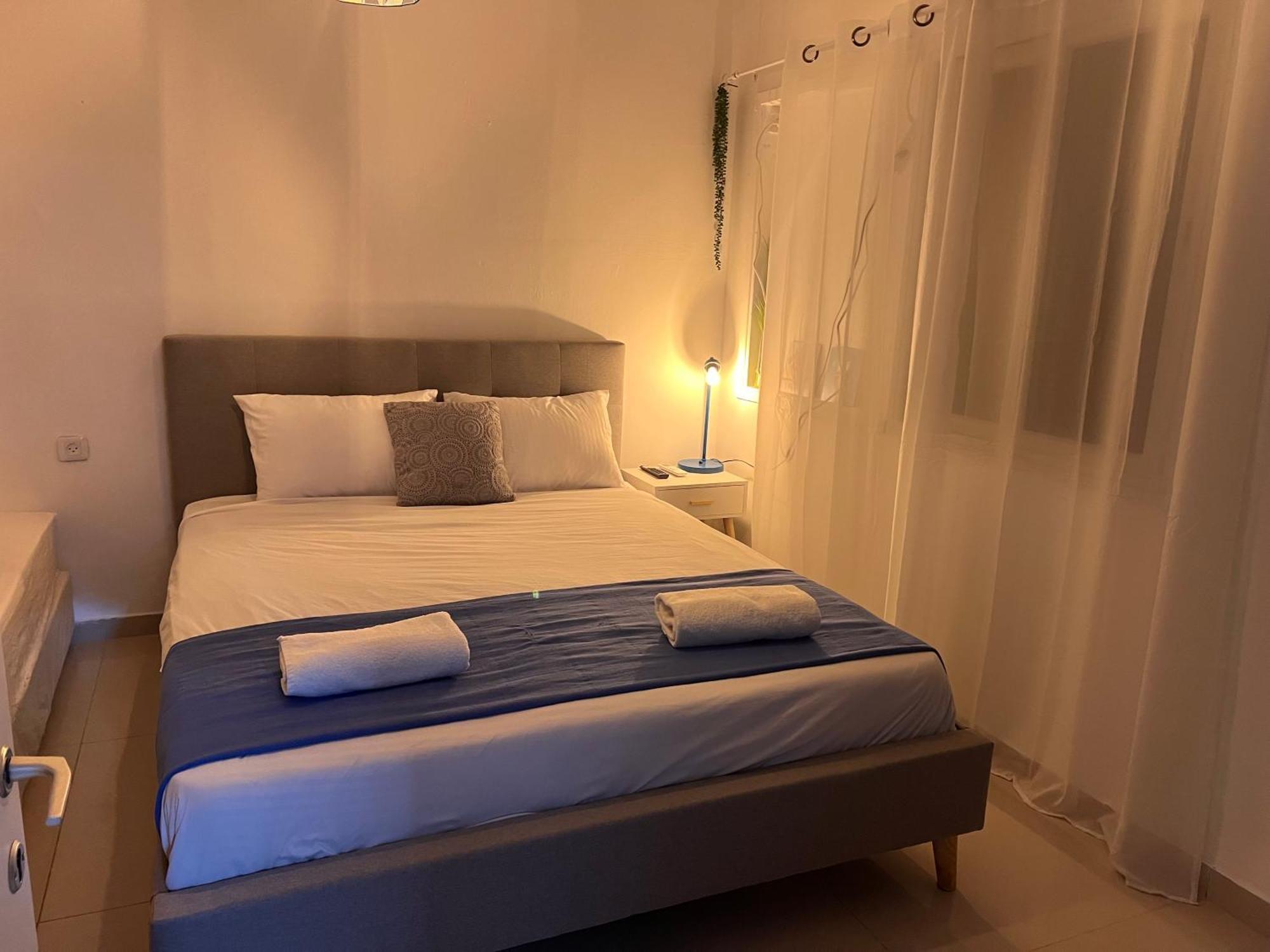 Duke Of The Dead Sea By Crown Apartment Neve Zohar Bagian luar foto
